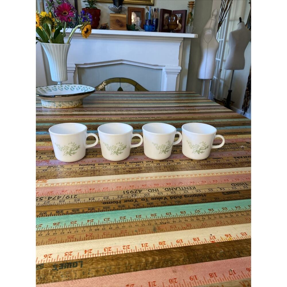 LOT of 4 VINTAGE Corelle Corning Ware Floral Spray Coffee Mug Cup Sage Green 70s